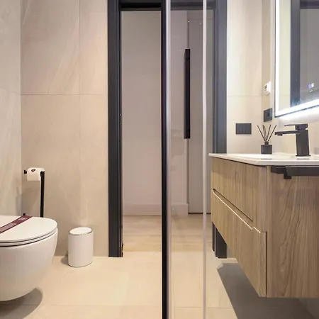 Elegant New Luxe 2br Azulis Apartment#7 - Big Terrace - Smart Check-in - Free Secure Parking Olbia