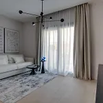 Azulis 7 Pisano - 2Br Apt, 2 Terraces, Lift & Parking, Aldo Moro Olbia * Olbia