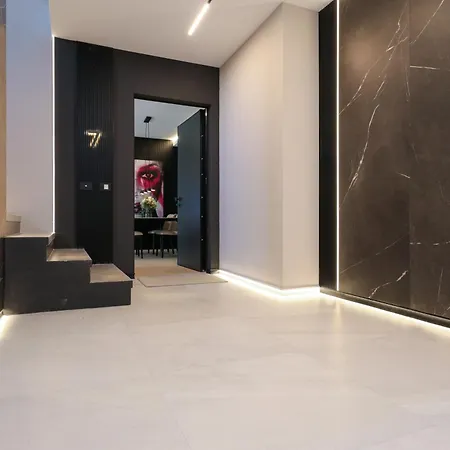 Διαμέρισμα Elegant New Luxe With Big Terrace, Smart Check-in And Secure Parking Όλμπια