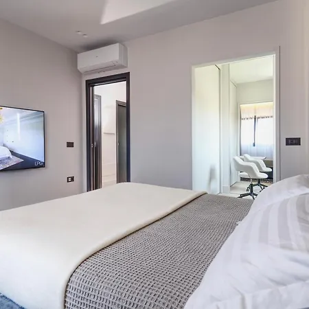Διαμέρισμα Elegant New Luxe With Big Terrace, Smart Check-in And Secure Parking *